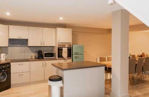 Tarvin House | Renovated Retreat in Tarvin Near Chester - Pet & Child Friendly