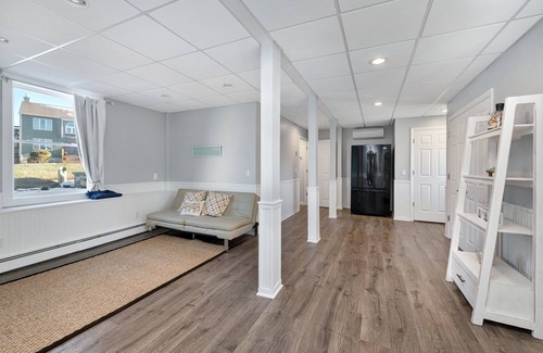 Point Judith House | Renovated Beach House in Point Judith - Steps to the Shore!