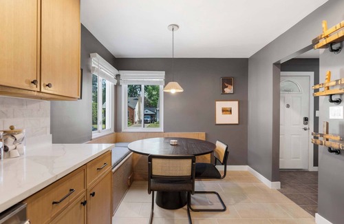 Ferndale House | Newly Renovated 5BR/2BA w/Barrel Sauna