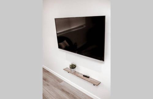 University District Apartment | Renovated OSU/ExpoCenter Hotel - Perfect for Families!