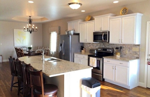 Dandridge House | Newly Renovated Lakefront Retreat with Pool & Marina Views