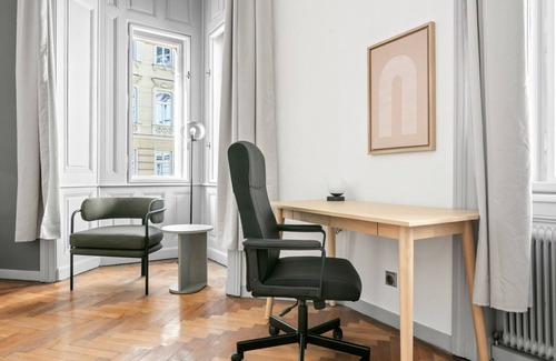 Himmelpfortgrund Apartment | Newly Renovated Alsergrund 4BR with Fireplace & Kitchen