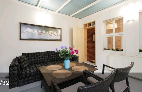 Balat Apartment | Modern Studio Apartment with Spa & Hot Tub Amenities