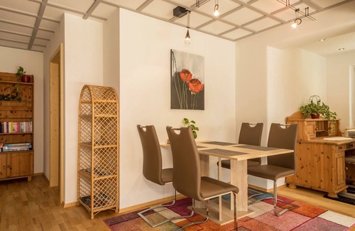 Neukirch Apartment | Experience the Newly Renovated Ferienwohnung Rief in Nature