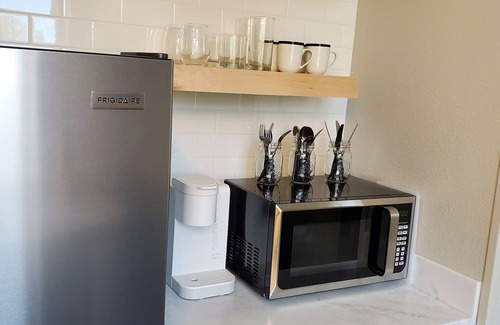 Florence Apartment | Charming "Arctic Rose" Loft: Pet-Friendly in Historic Florence