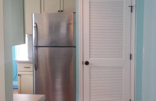 North End House | Renovated Bungalow Near the Bay with Spa & Hot Tub Access