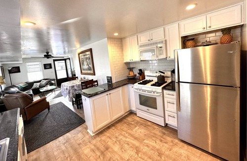 North End Condo | Elegant Ocean City Condo with Pool and Spa Amenities