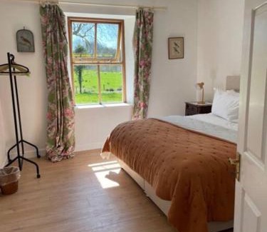 Scotshouse House | Renovated Cottage with Private Fishing in Wildlife Estate