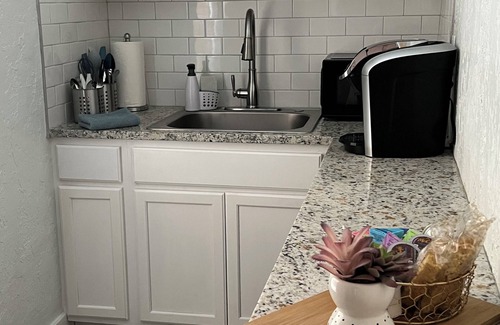 Lawton Cottage | Inviting Cottage Retreat with Child-Friendly Amenities