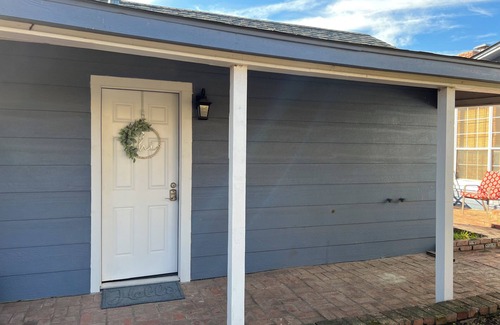 Lawton Cottage | Inviting Cottage Retreat with Child-Friendly Amenities