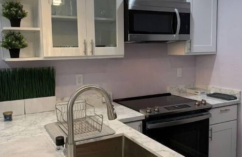 Centerville Apartment | Cozy Retreat: Your Ideal Home Away from Home!