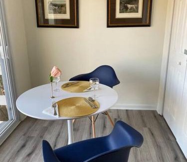 Oxford House | Exceptional Newly Renovated Guest House with Perfect Ratings