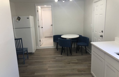 Lake Worth House | Newly Renovated Home- 4 mins from the beach!