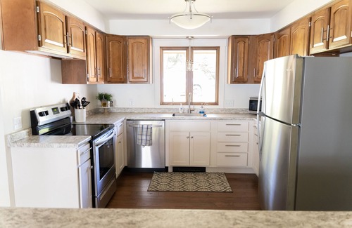 Washburn House | Renovated Lake Superior Retreat with Private Beach Access