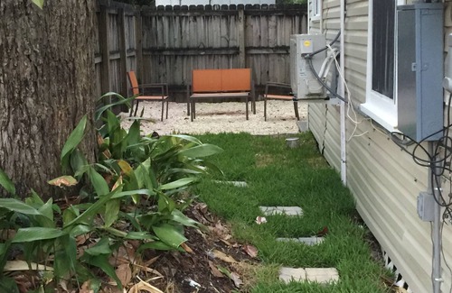Mobile Condo | Inviting Midtown Apartment with Kitchen & Breakfast Included