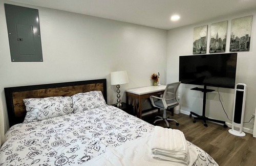 Annandale House | Renovated Master Bedroom with Kitchen Access & Private Bath