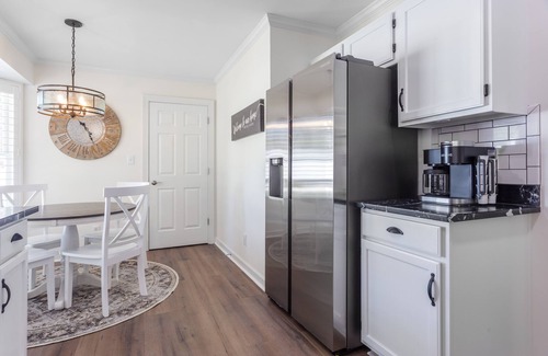 Cary House | Modern Getaway in Cary with Spa and Breakfast Included