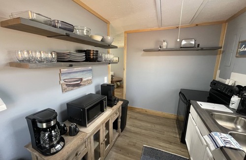 Albany Cabin | Renovated Retreat Near Rowena, Grider & Wolf Creek Dam