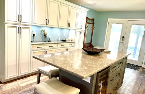 Dandridge House | Discover a Newly Renovated Lakefront Retreat on Douglas Lake