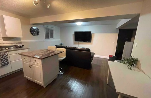 St. Catharines House | Renovated 2 Bedroom Basement Apartment with Kitchen Access