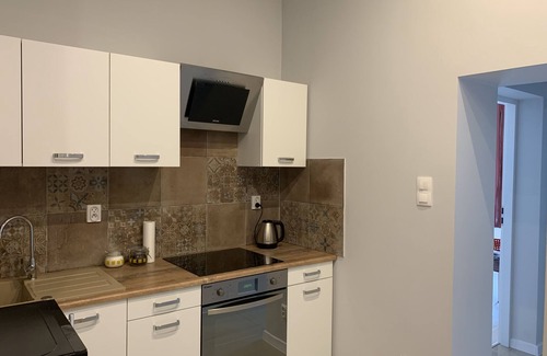 Srodmiescie House | Renovated Apartment in Old Town with Kitchen - 10/10 Rating