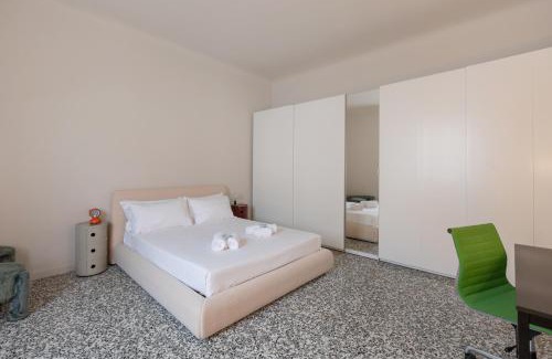 Porta Romana Apartment | Newly renovated two-room apartment