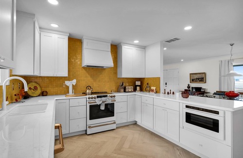 Savoy House | Renovated Retreat with Breathtaking Golf Course Views