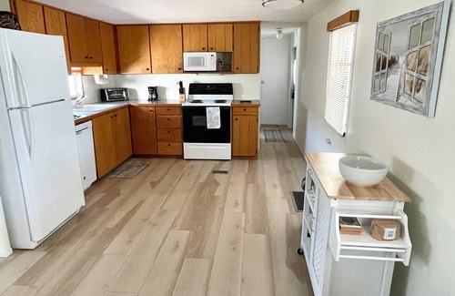 New Port Richey House | Modern Retreat Near Historic New Port Richey & Ocean Access