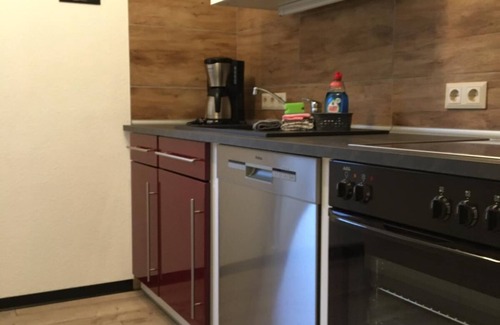 Holzminden Apartment | Stunning Newly Renovated Apartment "Zwei" with Lake View