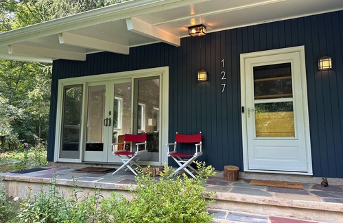 Guilford House | Renovated Retreat: Oceanfront Escape with Pet-Friendly Perks