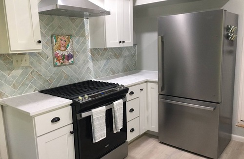 Athens House | Newly Renovated Wooded Oasis Near OU's Campus in Athens