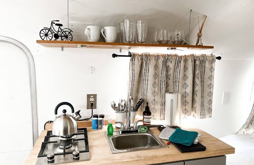 Grand Junction House | Modern Airstream Retreat on the Colorado River, Pet Friendly
