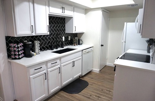 Garland House | Newly Updated Cozy Home