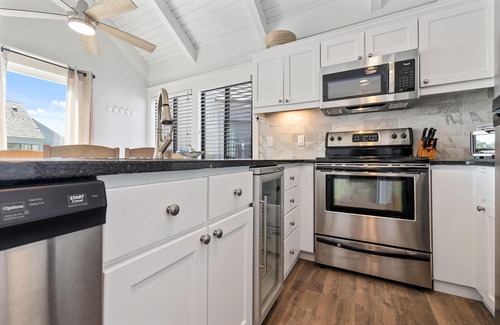 Bald Head Island Villa | Updated Villa Next to BHI Club – Guest Rated 9.8/10!