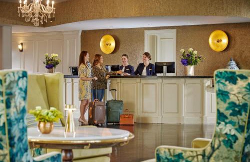 Kilkenny Hotel | Elegant Newpark Hotel: Guest Rated 9/10 with Pool Access