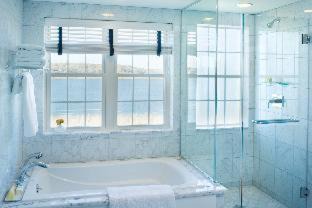 Newport Hotel | Oceanfront Newport Beach Hotel & Suites with Private Pool