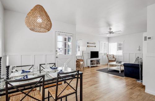 West Newport House | Coastal Comfort in Newport: 4-Star Family-Friendly Stay