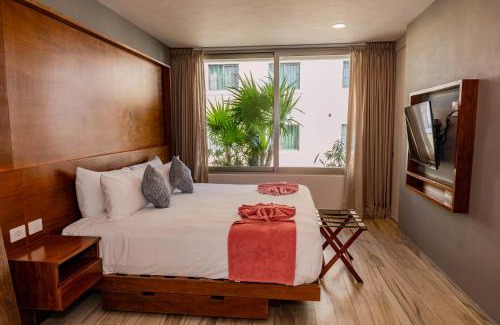 Zazil-ha Apartment | Newport House by Casago