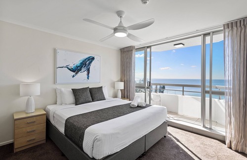 Mooloolaba Hotel | Relax at Newport Mooloolaba: 4-Star Pool & Spa Retreat