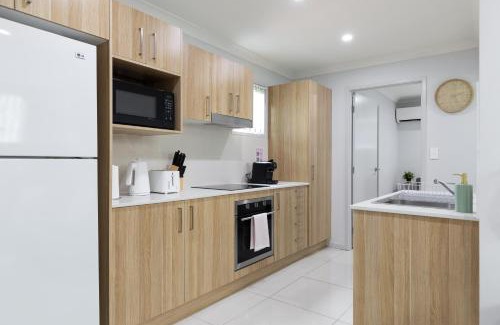 Rocklea Apartment | Discover a New Listing from Super Host Today