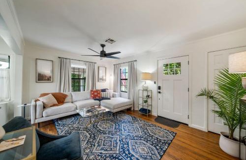 Sunrise Terrace House | Perfect Stay Next To Expo: 5 Beds & Hot Tub, Pets Welcome