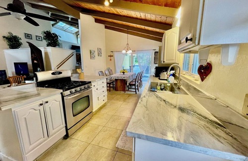 Keauhou House | Elegant Escape at Keauhou Bay: Pool, Spa & Ocean Views