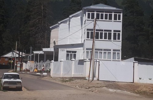 Arkhyz House | Cozy Nezabudka Guest House with Kitchen - Rated 9/10