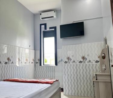 Phan Rang Apartment | Ngọc Nga Hotel: Family-Friendly Retreat for All Ages