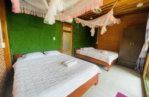 Quan Tom Cabin | Eco-Friendly Ngọc Tiên Farmer Lodge with Ocean Views