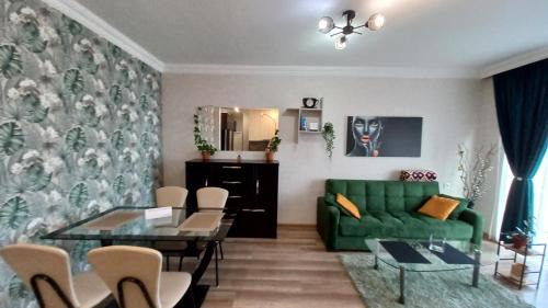 Tbilisi Apartment | Top-Rated NG Cozy App: Ideal for Family Getaways