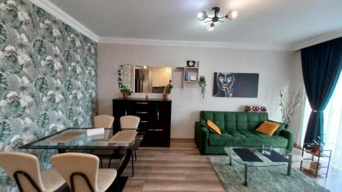 Tbilisi Apartment | Top-Rated NG Cozy App: Ideal for Family Getaways