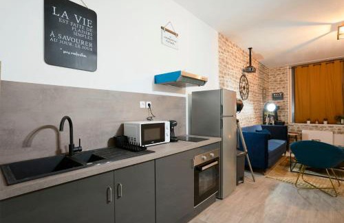 Roubaix House | Relax at NG SuiteHome - Family-Friendly Stay with Hot Tub