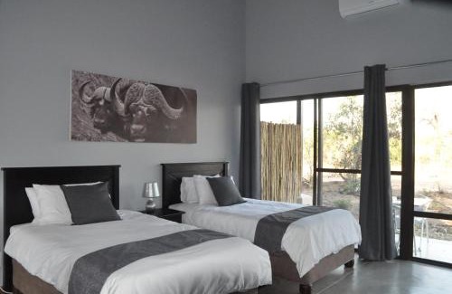 Buffelspruit House | Idyllic Ngalas Rest 101: Oceanfront Pool & Top-Rated Stay