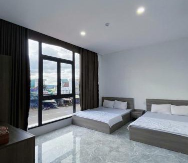 Ea H'leo Hotel | Budget-Friendly NGOC PHUNG HOTEL with Family & Pet Amenities